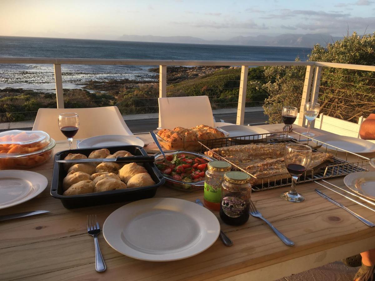 Ons C-Huis - Gansbaai Seafront Accommodation, Back-Up Power Экстерьер фото
