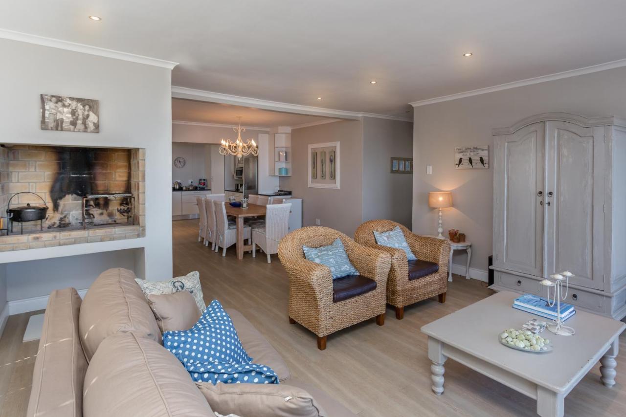 Ons C-Huis - Gansbaai Seafront Accommodation, Back-Up Power Экстерьер фото